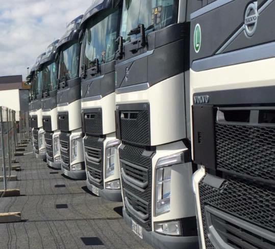 Angajam Sofer Autocamion Comunitate: 3100 lei brut si diurna = 2500  EURO