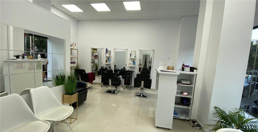 Angajez personal salon de infrumusetare