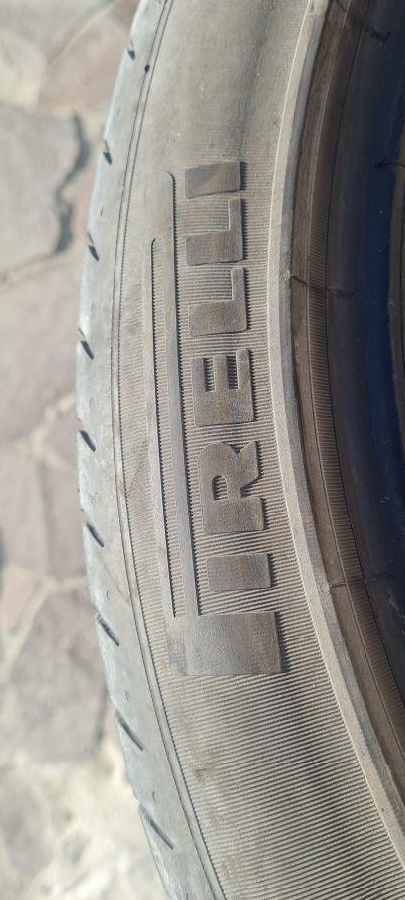 ANVELOPA PIRELLI R19/255/40