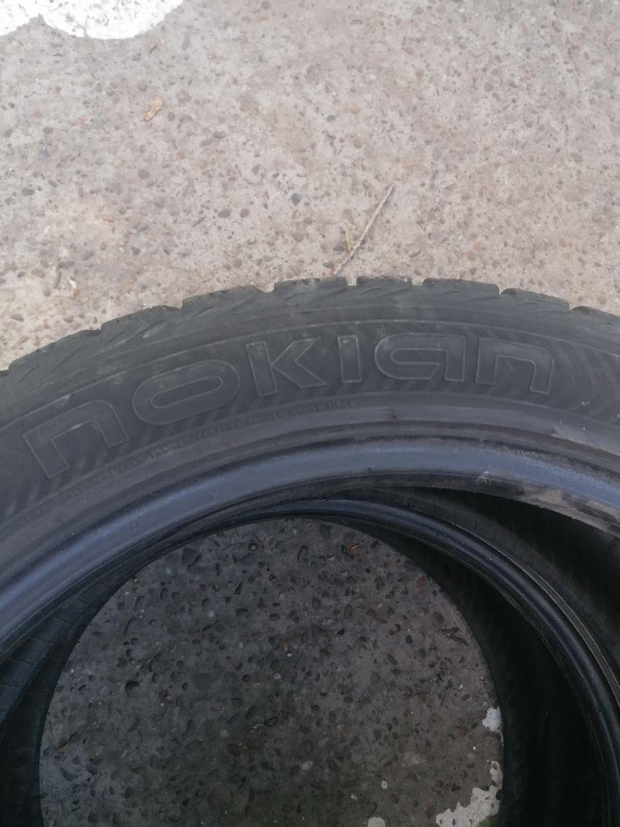 Anvelope de iarna Nokian 225 45 17