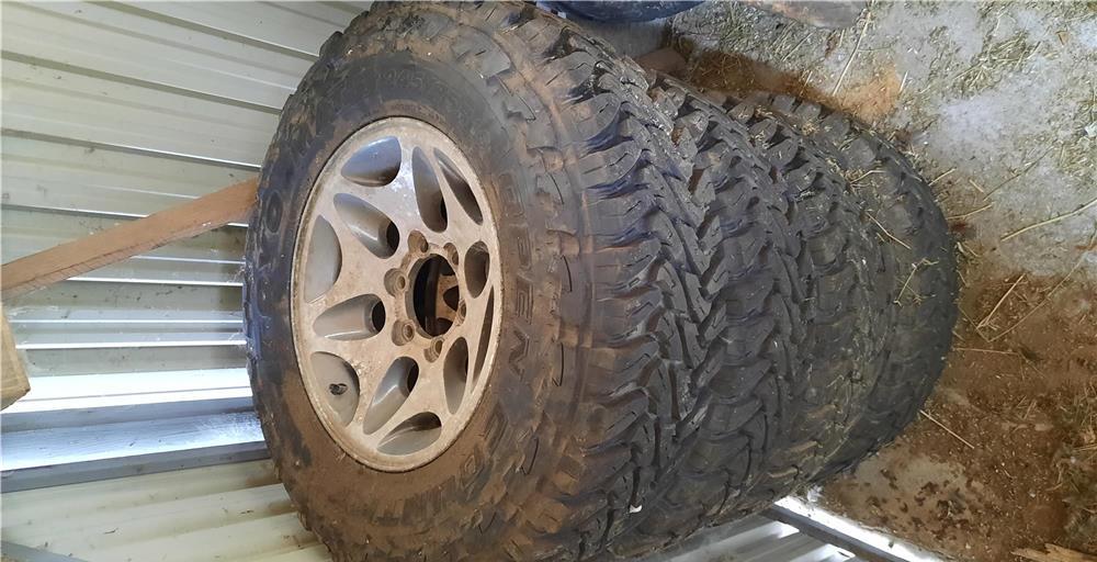 Anvelope mitsubishi L200