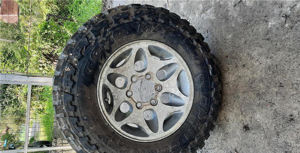 Anvelope mitsubishi L200