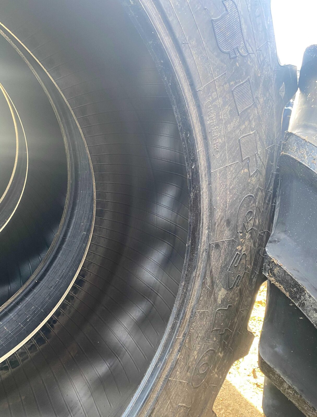 Anvelope noi Firestone 20.8 R42