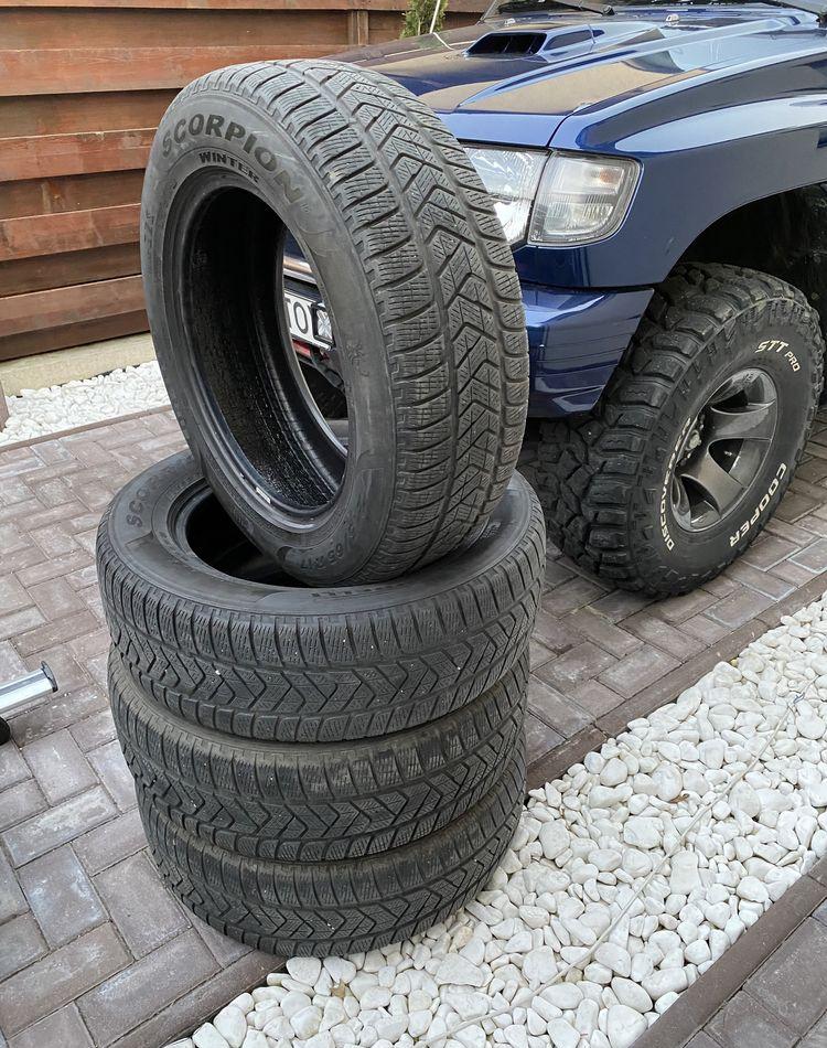 Anvelope Pirelli scorpion winter 215/65/17 Seal Inside