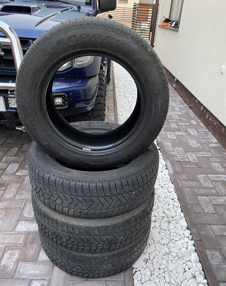 Anvelope Pirelli scorpion winter 215/65/17 Seal Inside