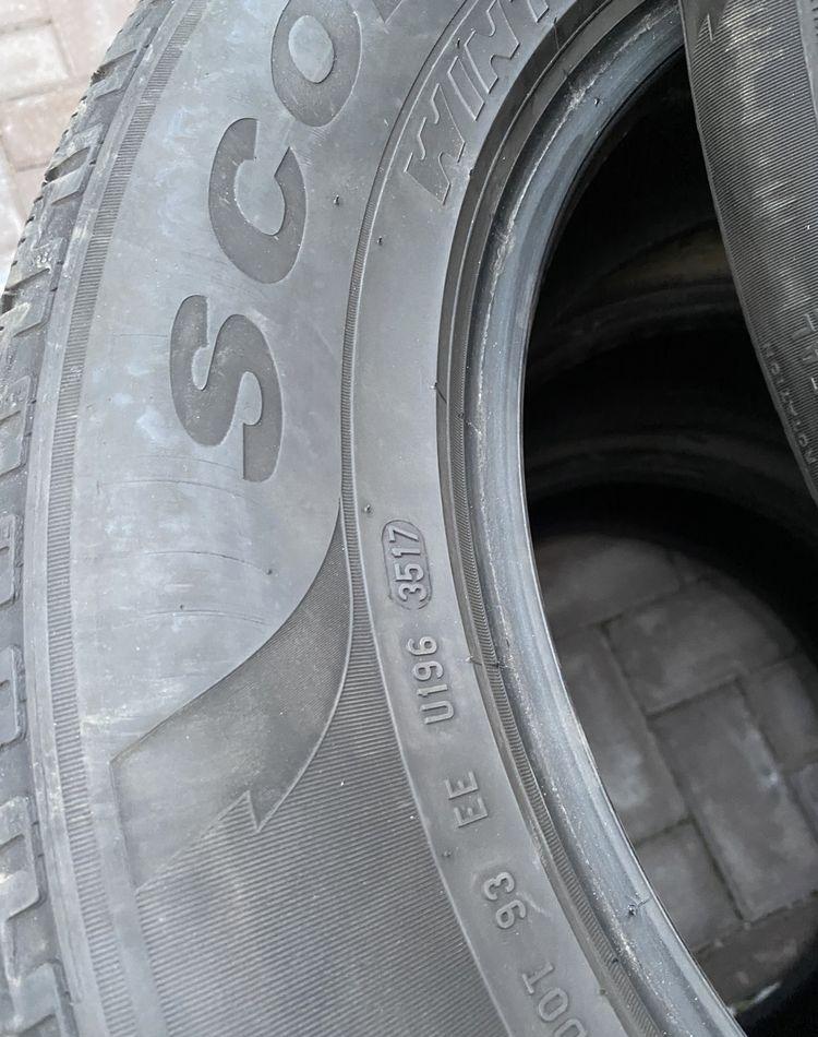 Anvelope Pirelli scorpion winter 215/65/17 Seal Inside