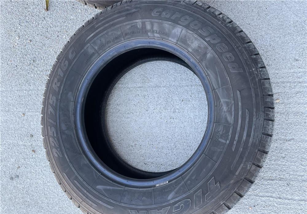 Anvelope vara-iarna Tigar 215 75 16c