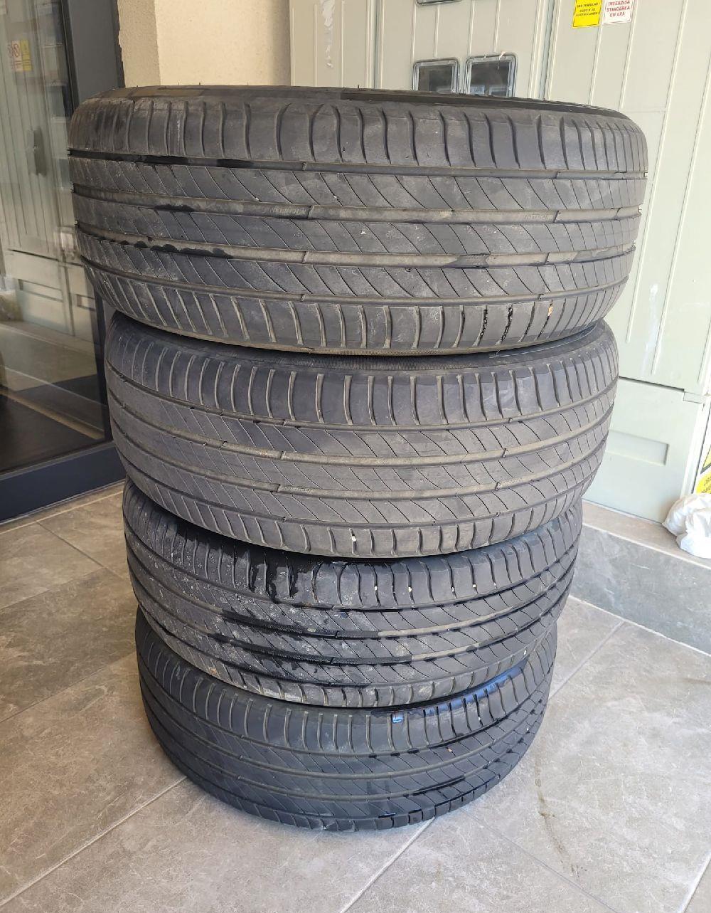 Anvelope vara Michelin Primacy 4 215/55 R17