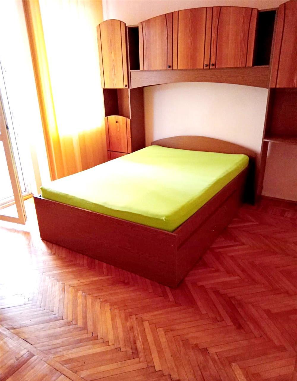 Ap. 2 cam. Dec. Podu Ros, Et.1, cu CT, mobilat/utilat