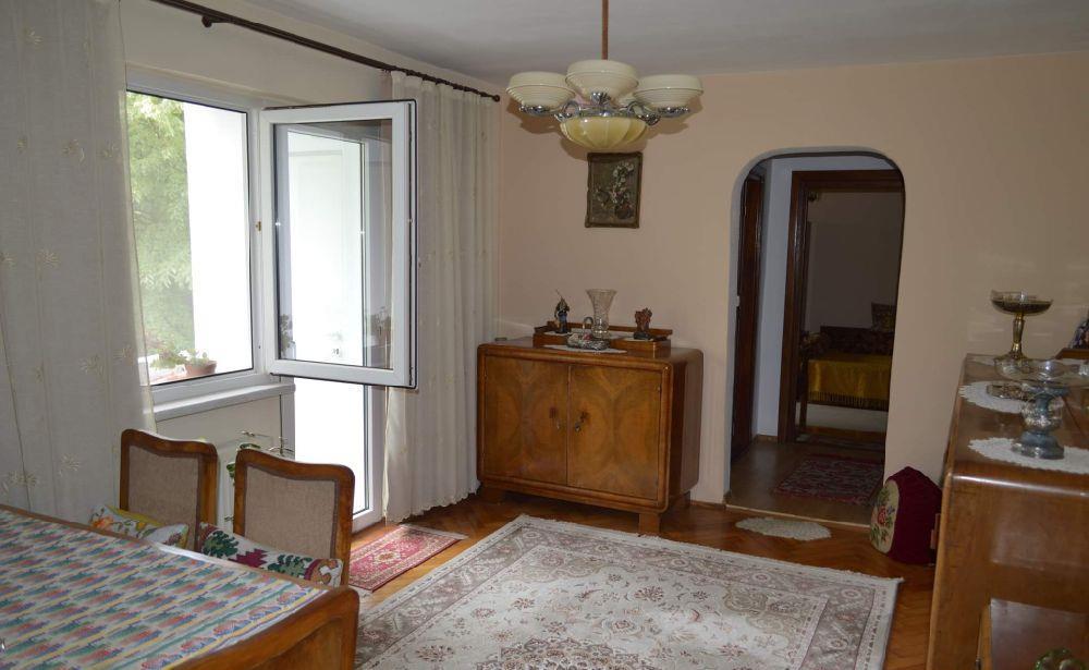 Ap 2 cam sd. Vând. Preț 53000euro