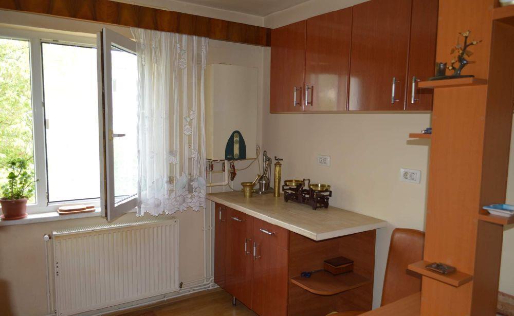Ap 2 cam sd. Vând. Preț 53000euro