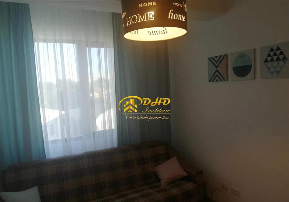 Ap 2 camere decomandat, ideal pt investiție, etaj intermediar, Podul de Piatra