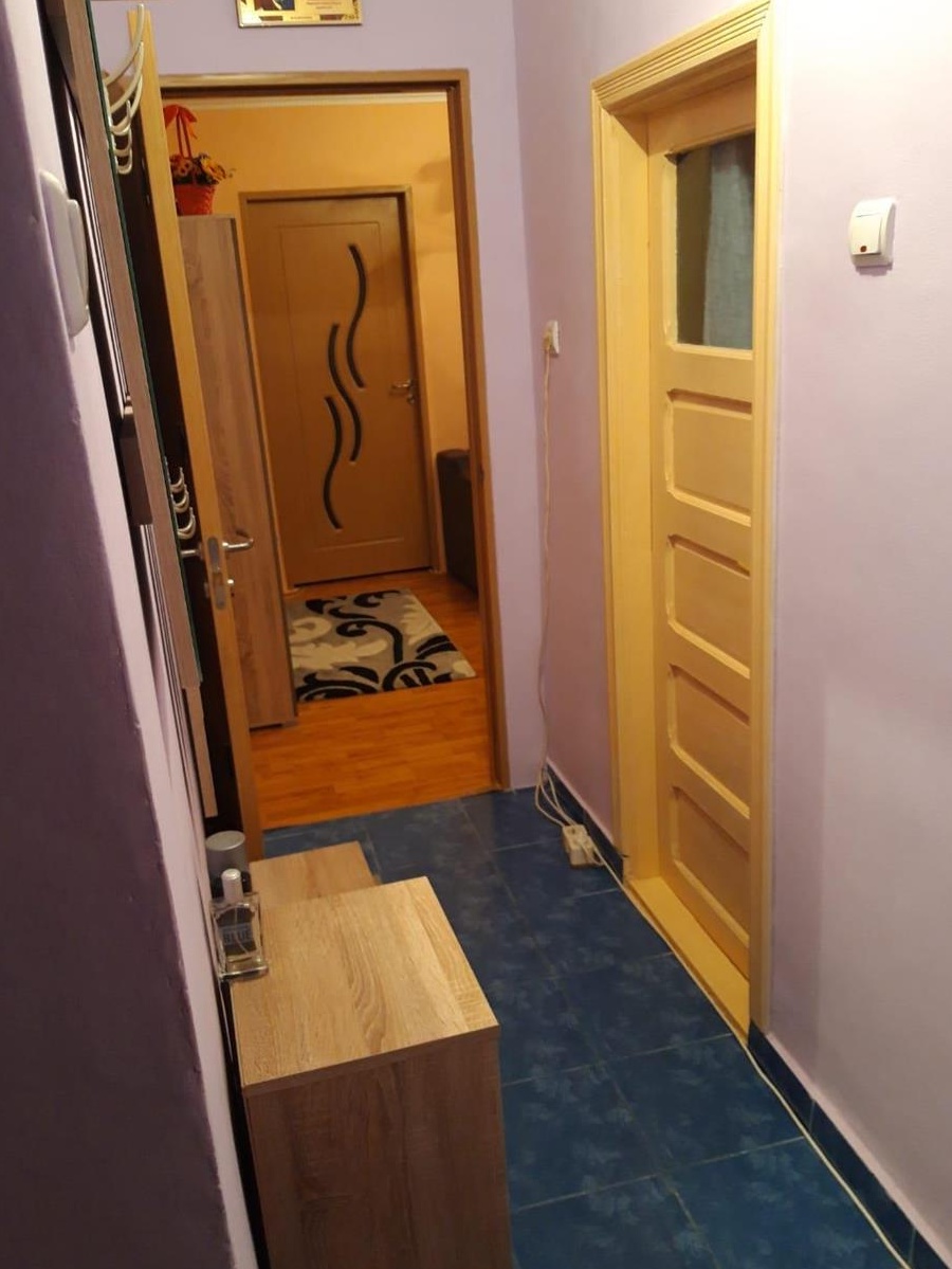 Ap. 2 camere semidecomandat