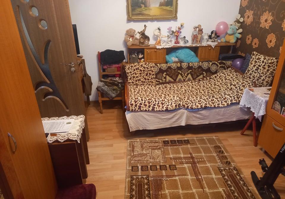 Ap o camera Darmanesi parter inalt 35mp balcon centrala bloc apartamente, dec termopant sau schimb