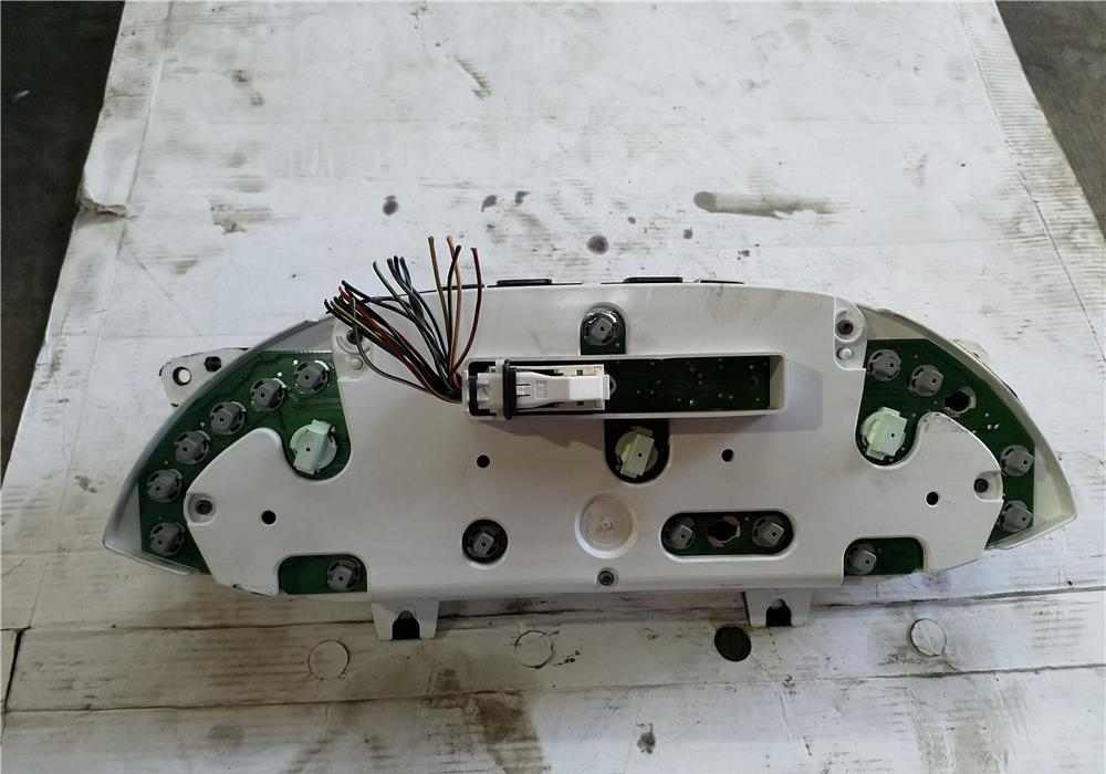 Aparat bord ceasuri bord Ford Focus 98-2004  benzina fundal gri