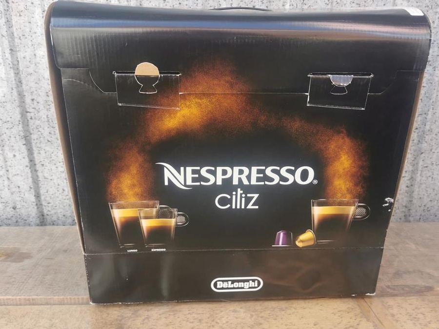 Aparat de cafea NESPRESSO