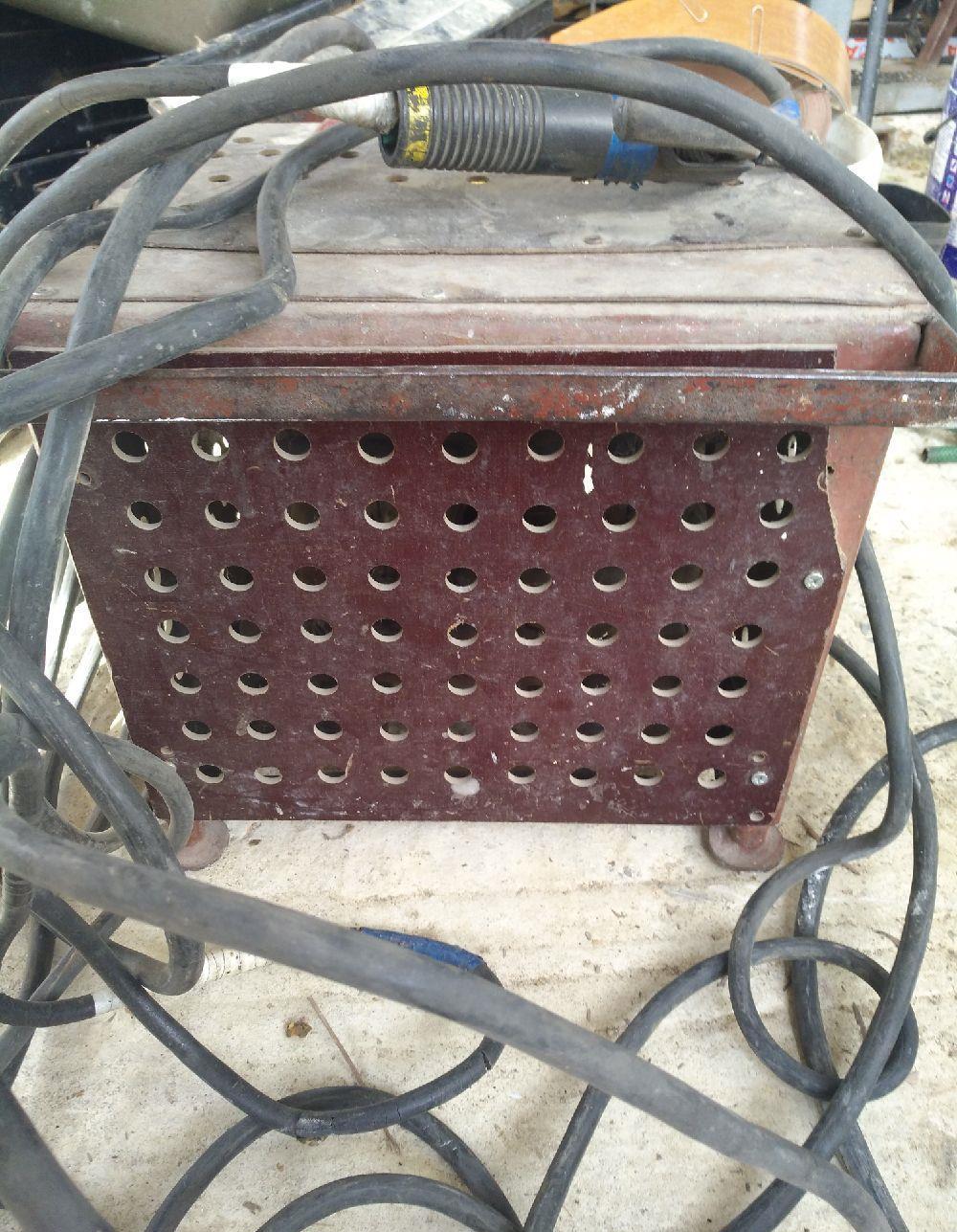 Aparat de sudura confectii metalice 230v 220v monofazic, posibilitate transport Bucuresti Arges