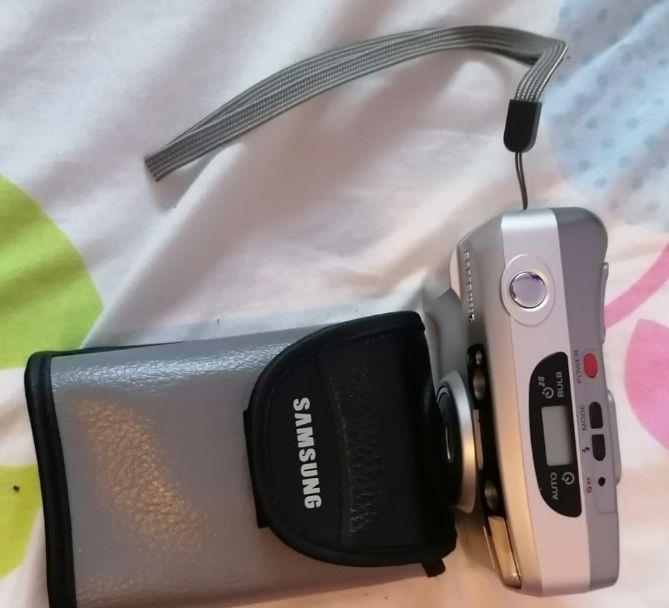 Aparat foto analog Samsung Fino 800