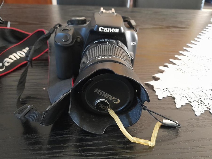 Aparat foto Canon