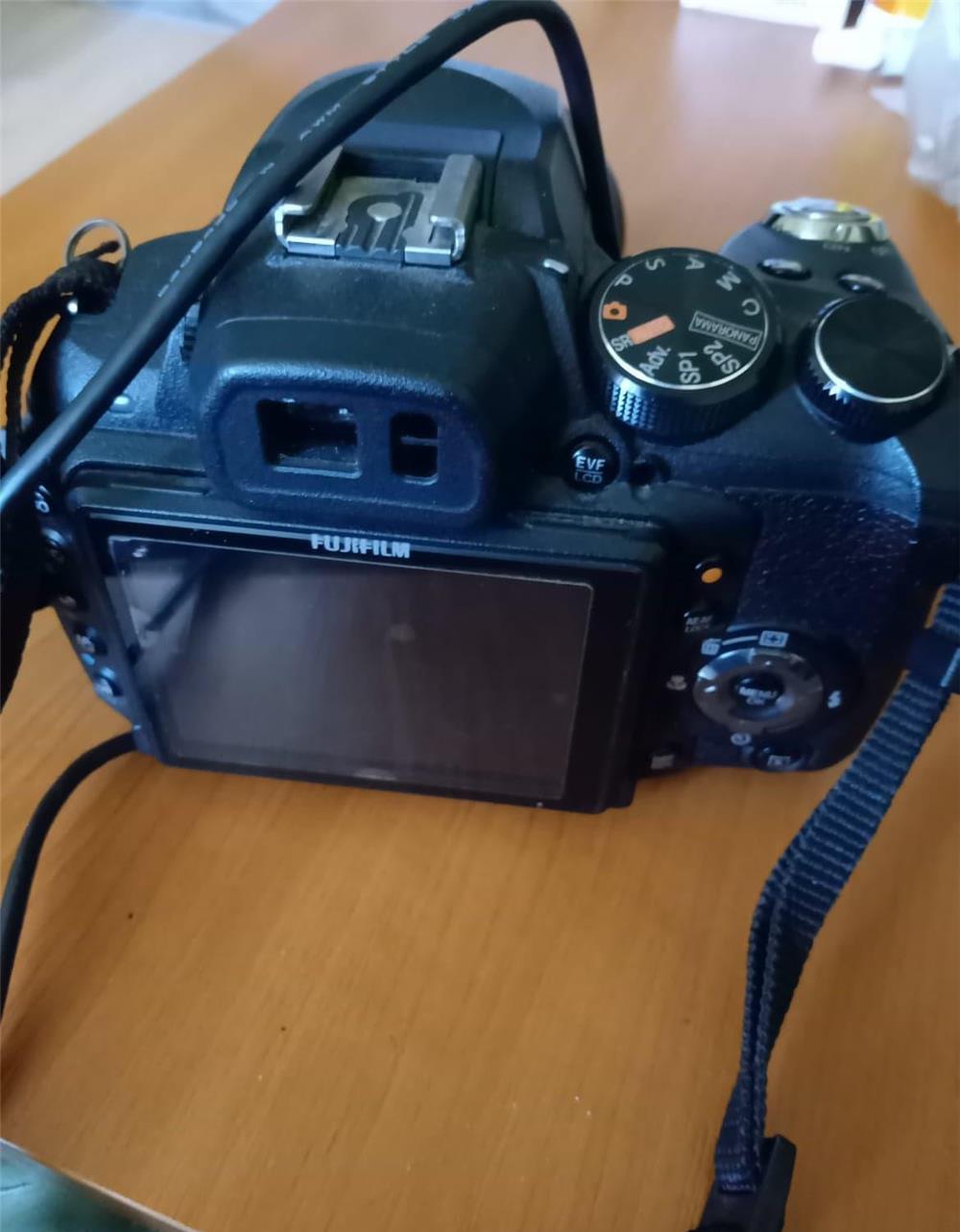 Aparat foto Fujifilm FinePix HS10