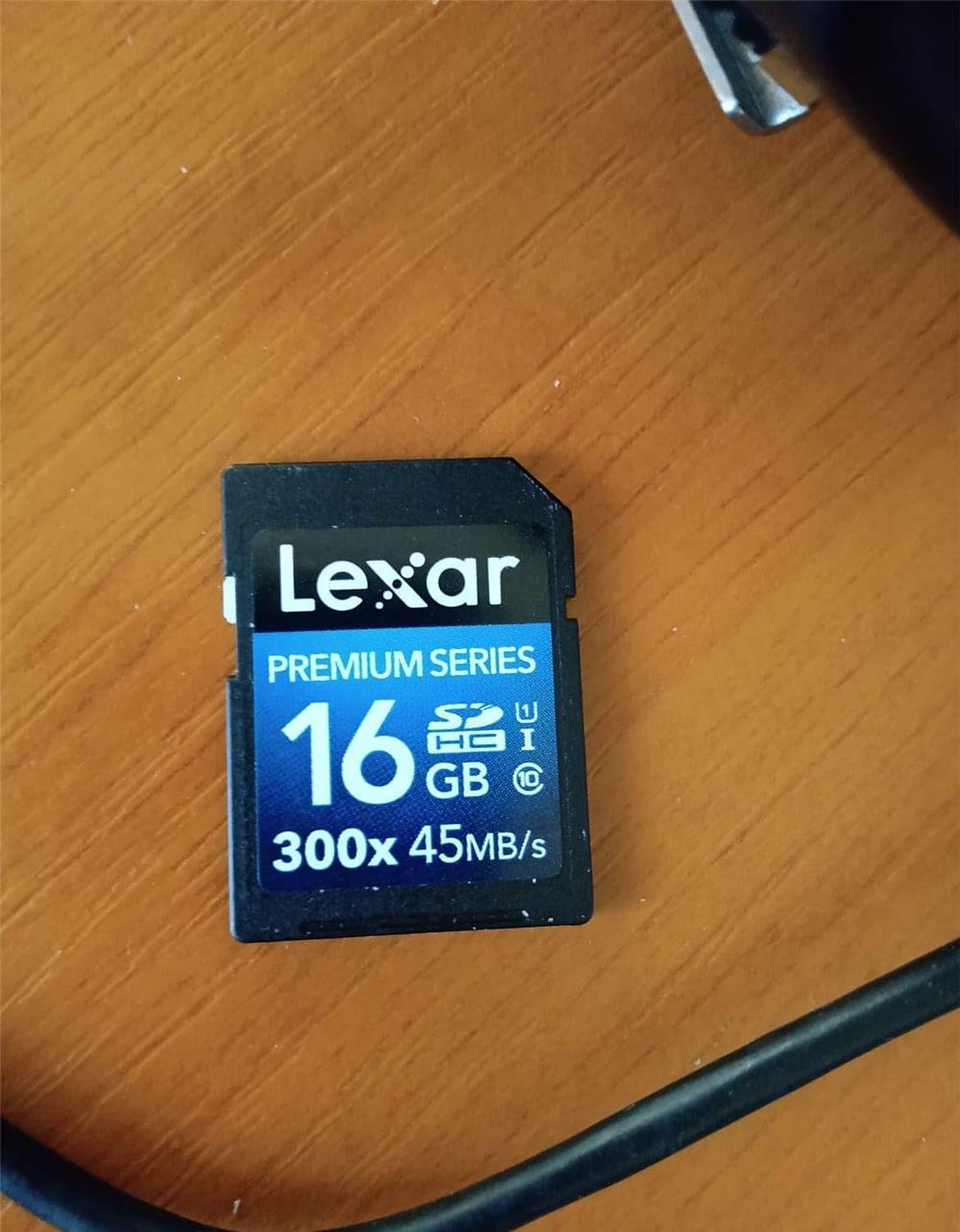 Aparat foto Fujifilm FinePix HS10