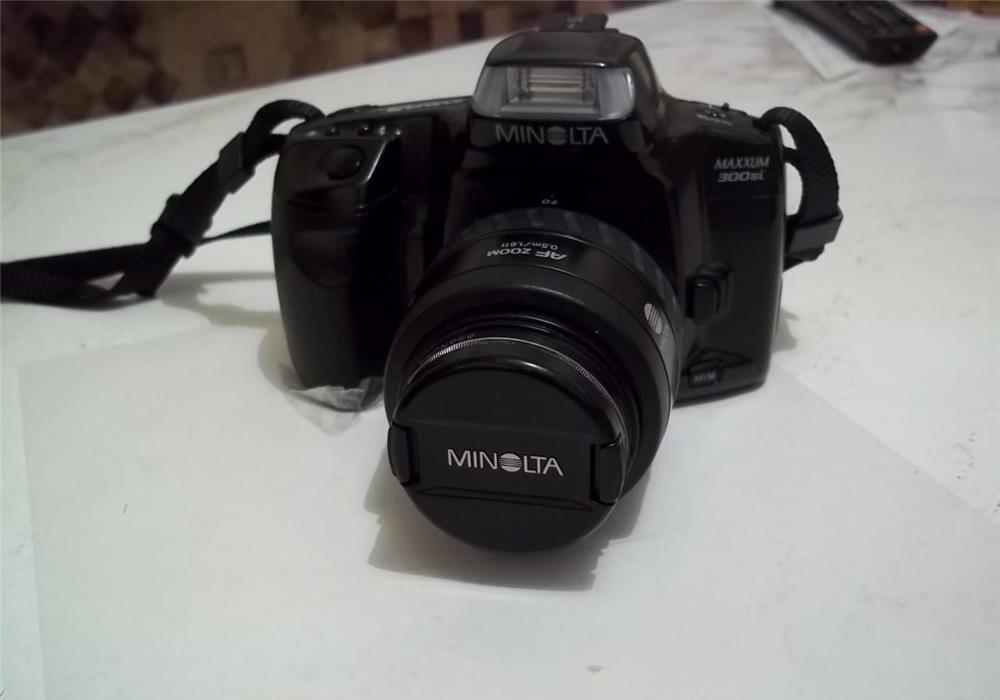 APARAT FOTO MINOLTA MAXXUM 300 Si
