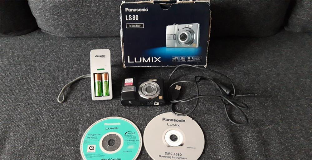 Aparat foto Panasonic Lumix S80