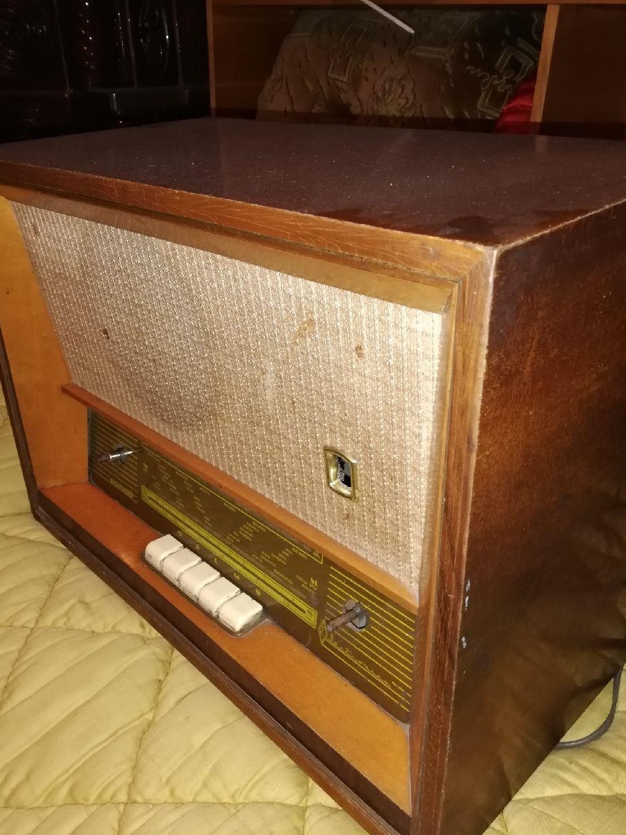 aparat radio retro