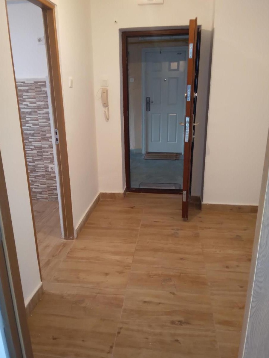 Aparrament cu 2 camere