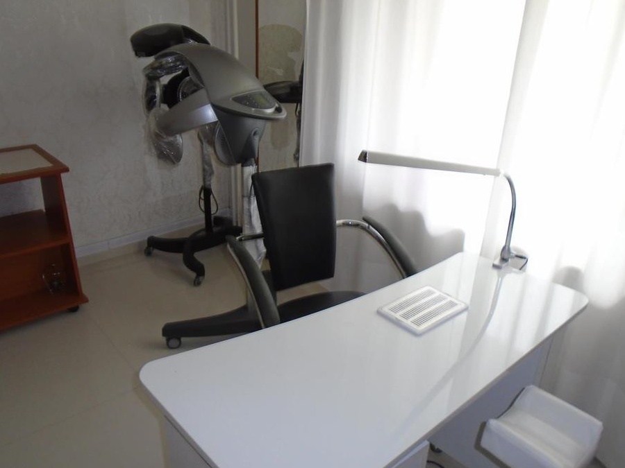 apartamenr sptiu salon de infrumusetare targoviste judet dambovita
