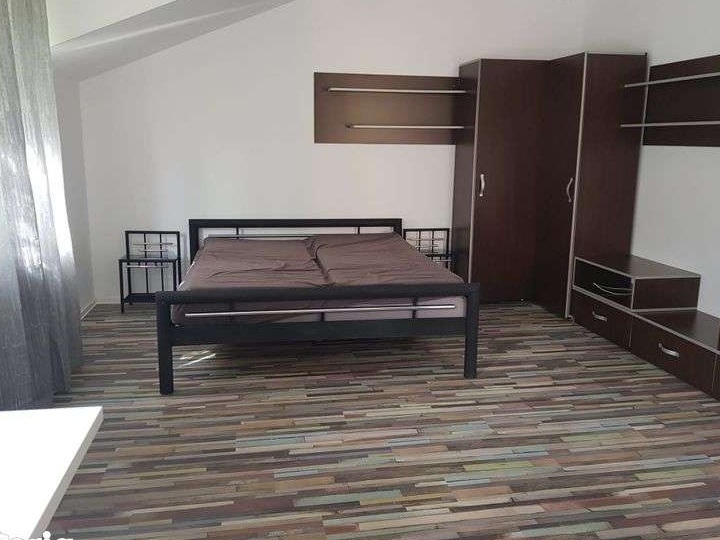 Apartament 1 camera zona Ambasador