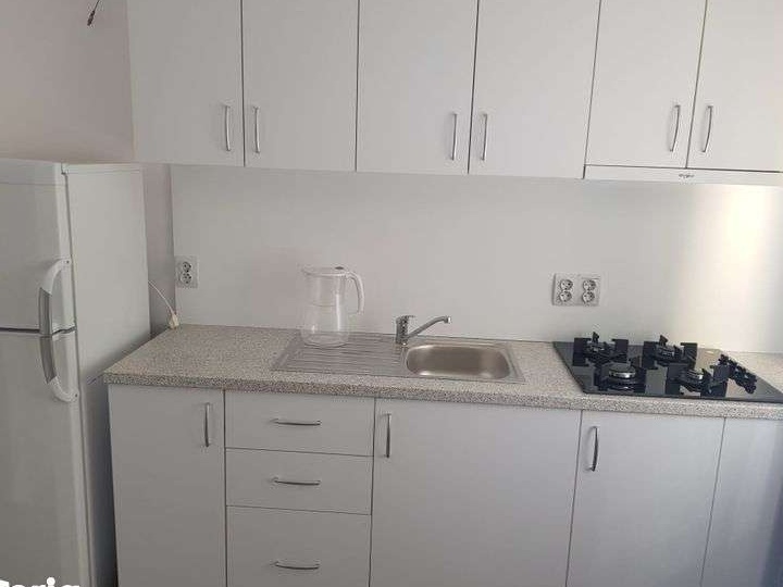 Apartament 1 camera zona Ambasador