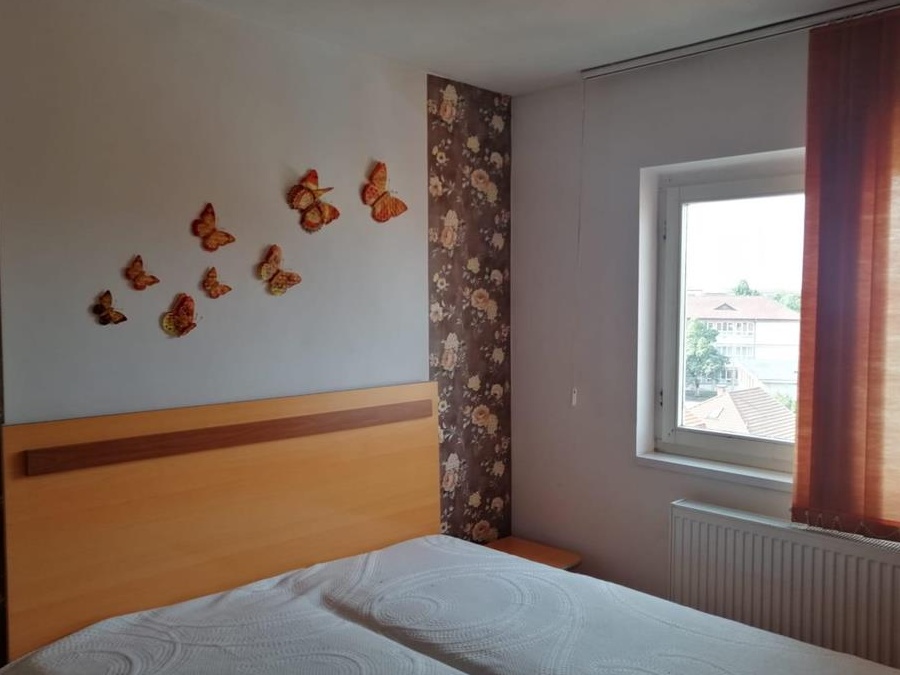 Apartament 2 cam PB Rogerius