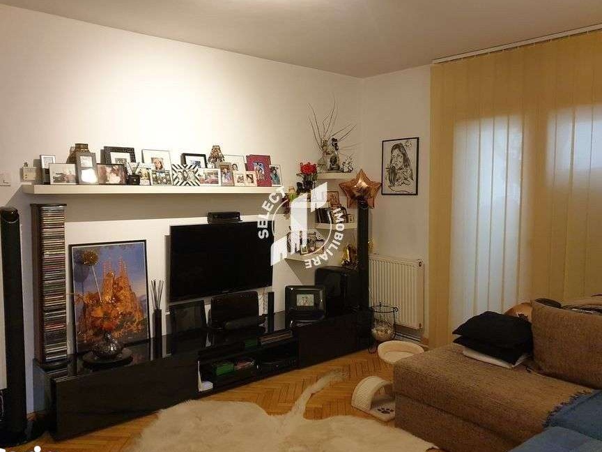 Apartament 2 camere-Baza 3