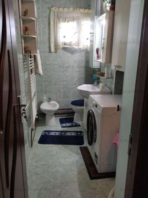 Apartament 2 camere Bulevardul Socola 65.000 euro!!