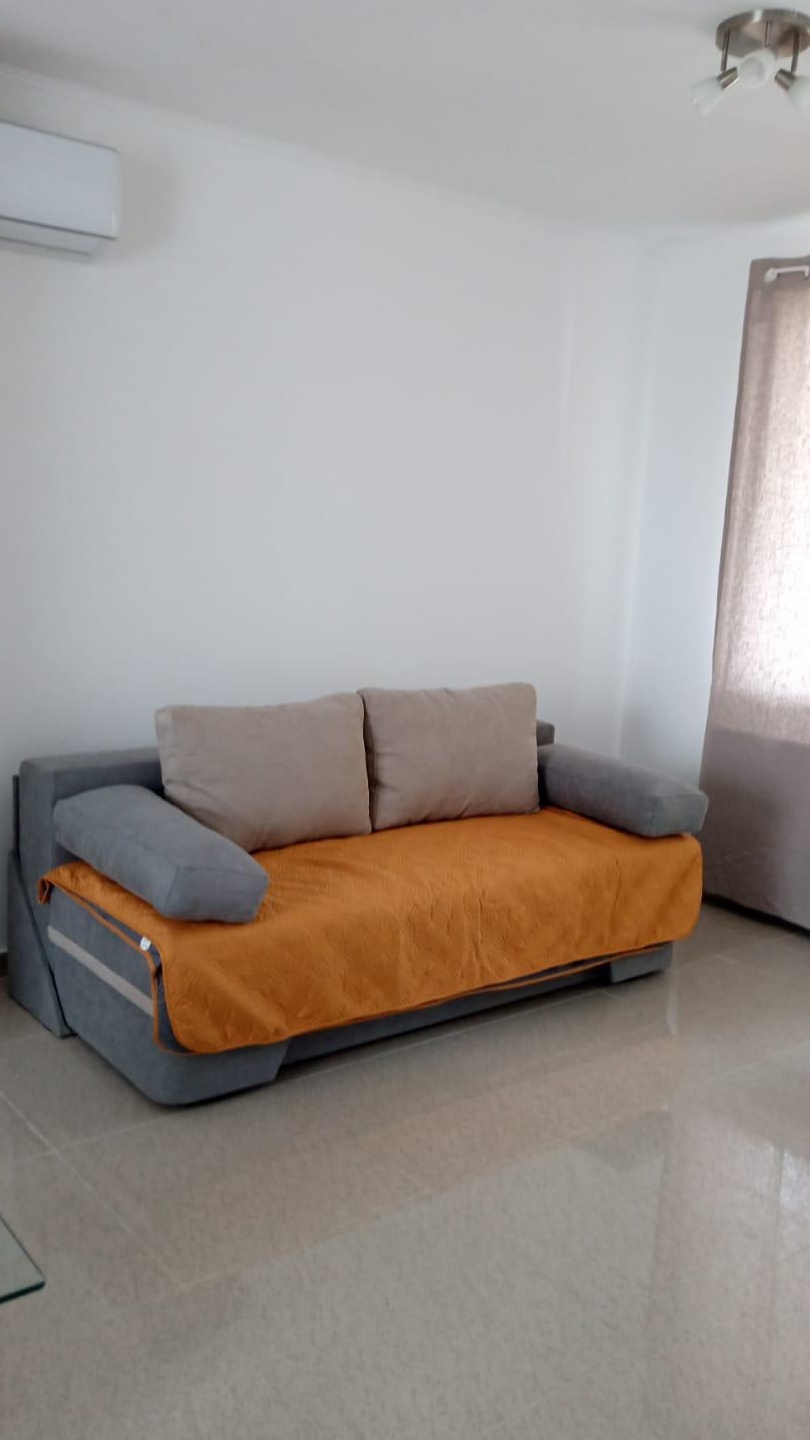 Apartament 2 camere, centrala pe gaz intre anda si km 4-5
