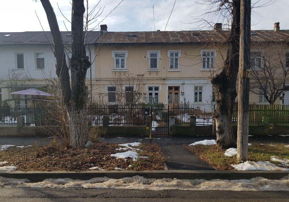 Apartament 2 camere, cu beci si gradina
