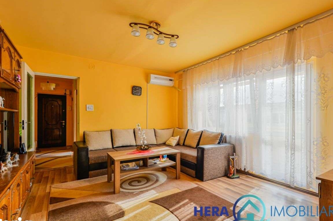 Apartament 2 camere cu centrala zona 200 Micalaca