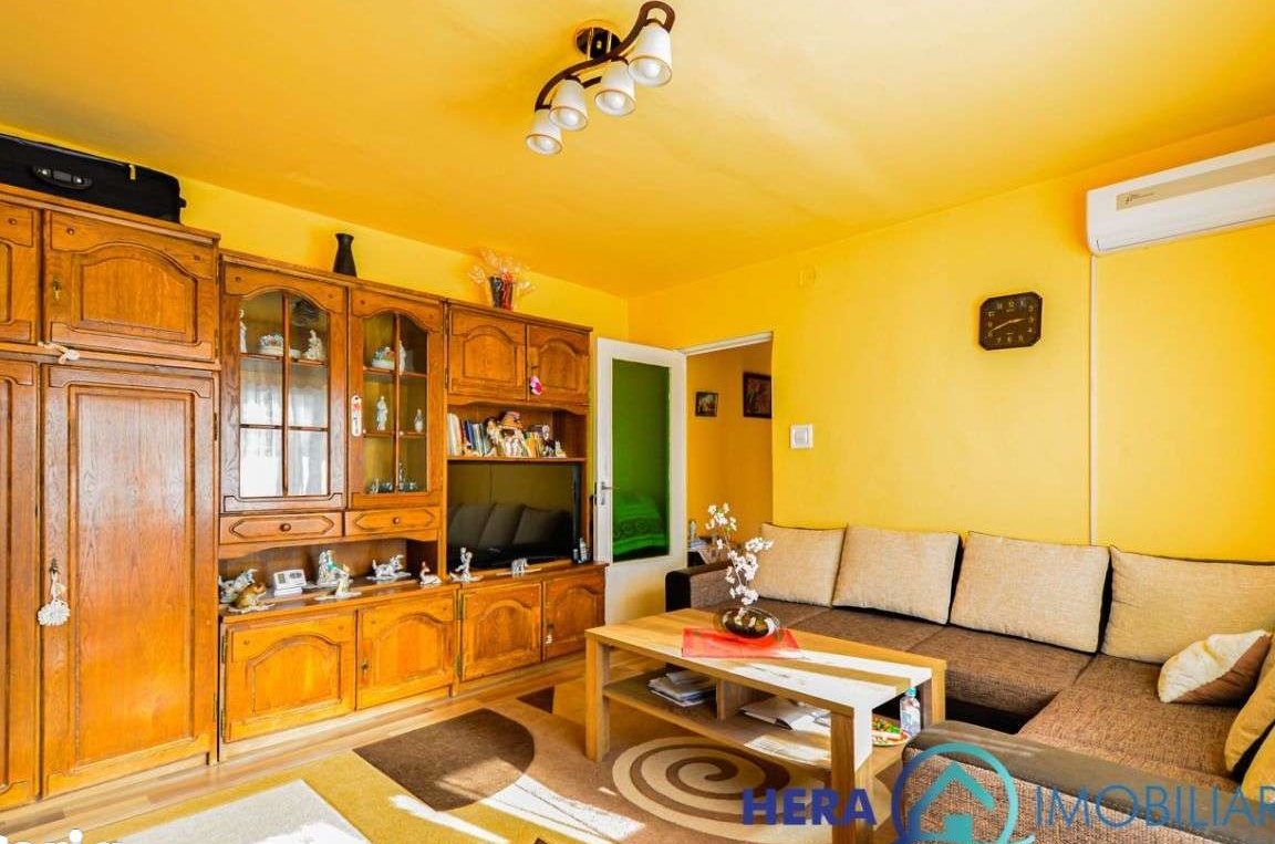 Apartament 2 camere cu centrala zona 200 Micalaca