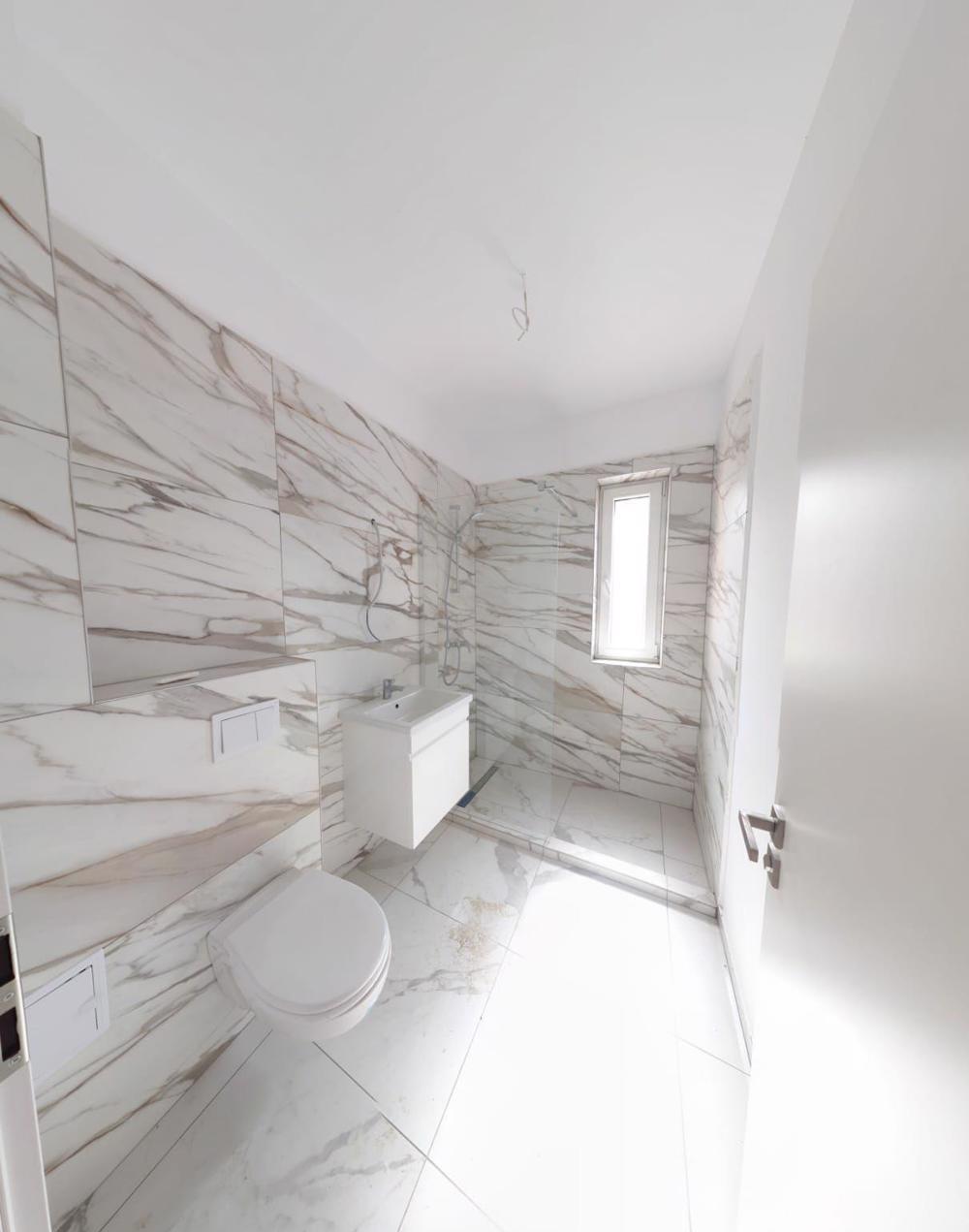 Apartament 2 camere cu pozitie excelenta-Giroc