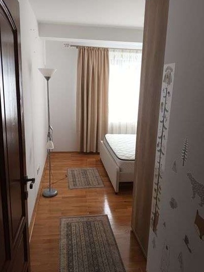Apartament 2 camere de închiriat strada Tineretului