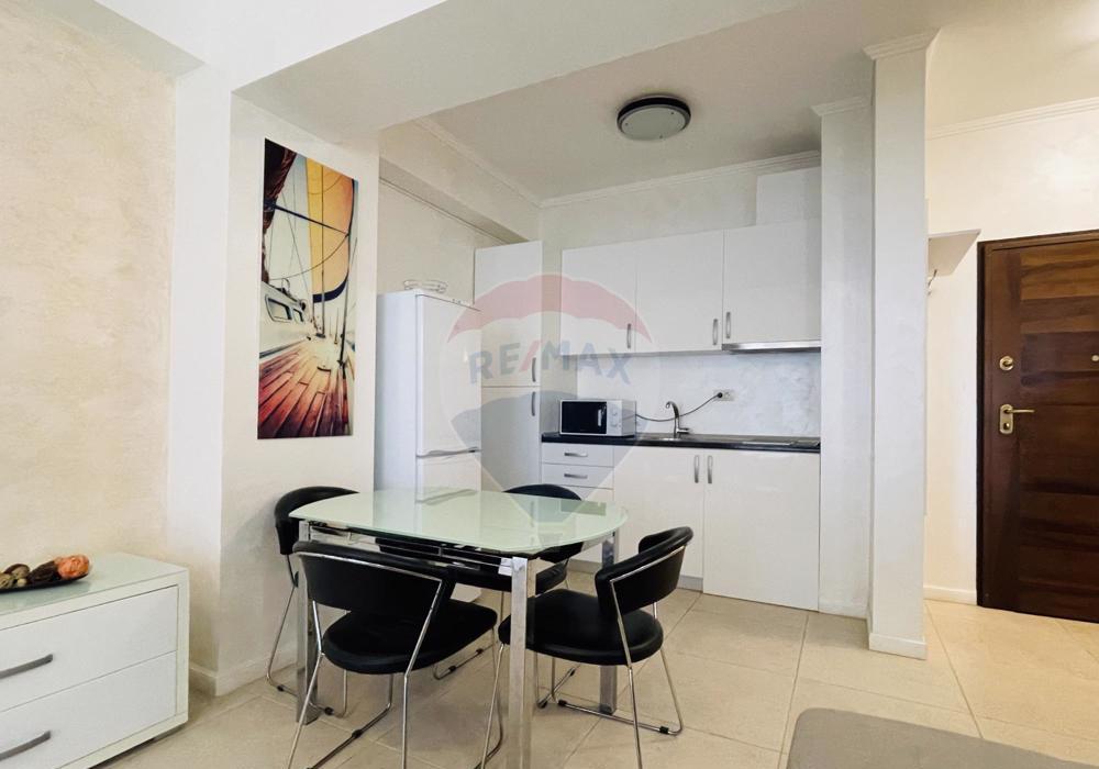 Apartament 2 camere de vanzare Mamaia Central