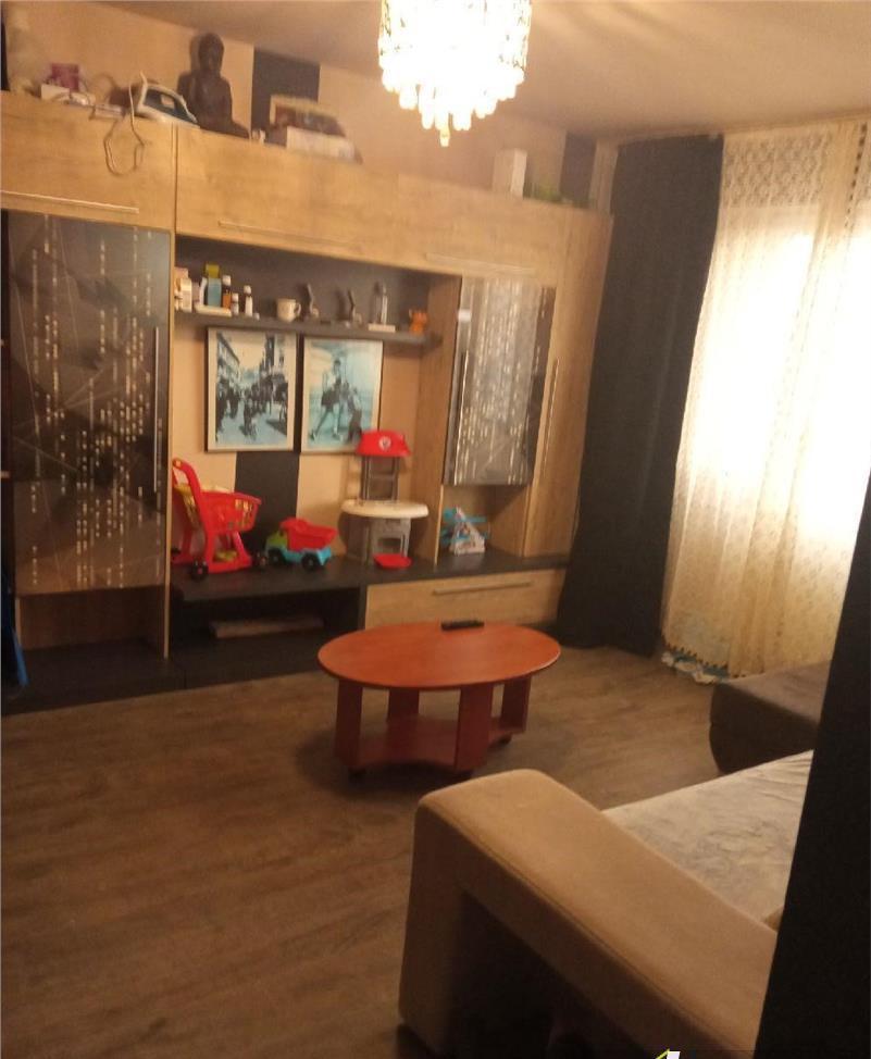 Apartament 2 camere de vanzare Piata Sudului