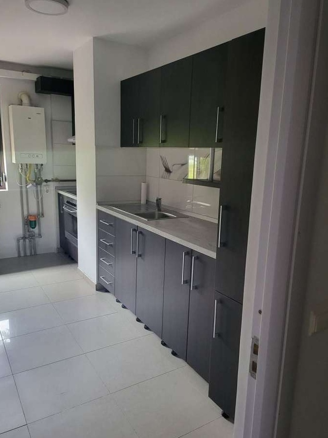 Apartament 2 camere, decomandat, 1 Mai