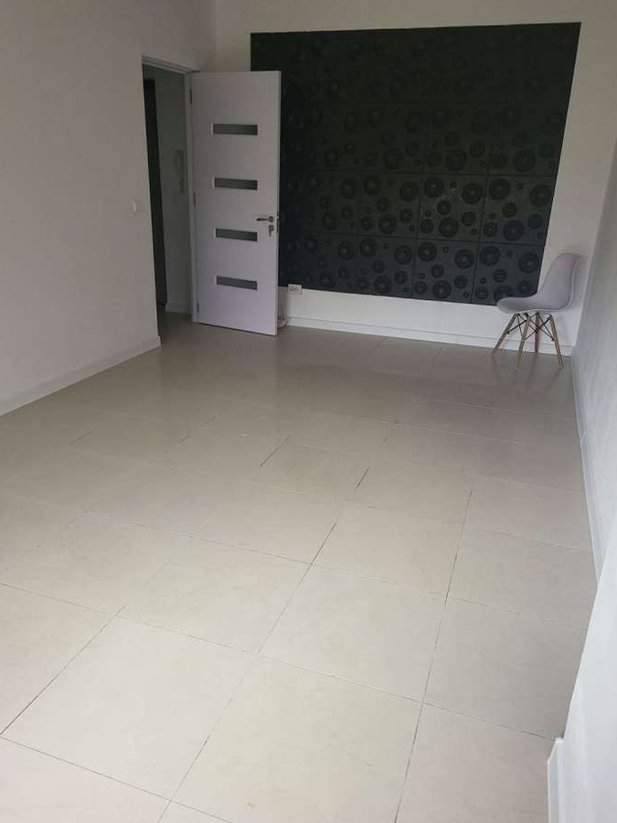 Apartament 2 camere, decomandat, 1 Mai