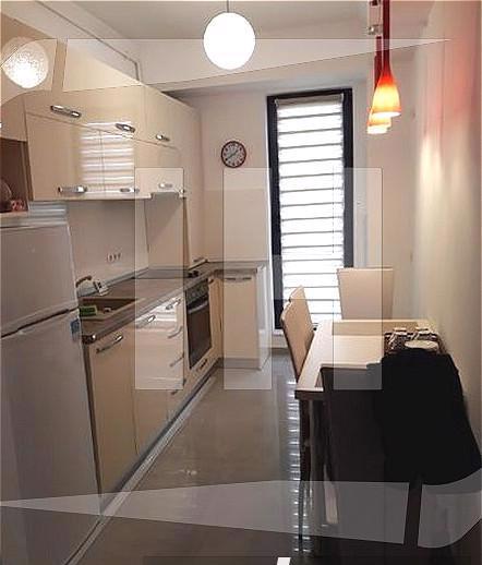 Apartament 2 camere, decomandat, 2 parcari, zona Calea Borhanciului
