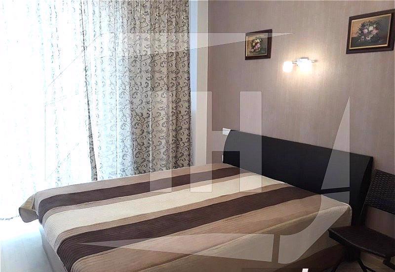 Apartament 2 camere, decomandat, 2 parcari, zona Calea Borhanciului
