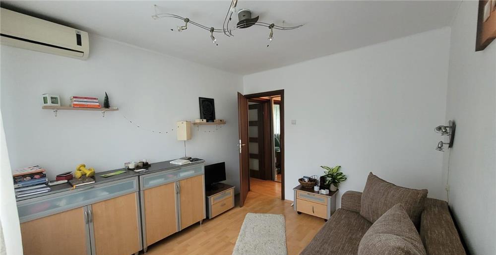Apartament 2 camere decomandat, Dr Taberei