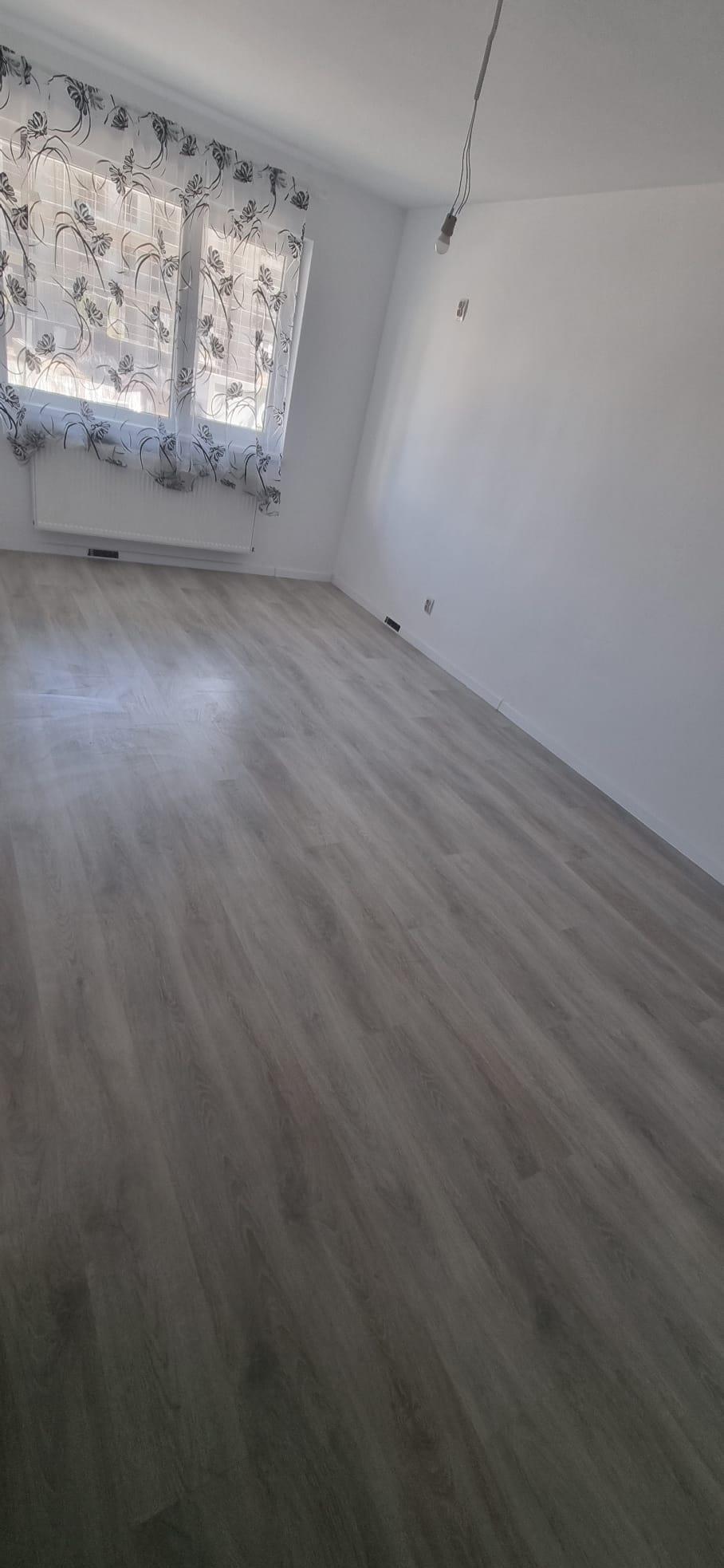 Apartament 2 camere decomandat, la 2 minute de statia de Metrou Berceni, mutare rapida