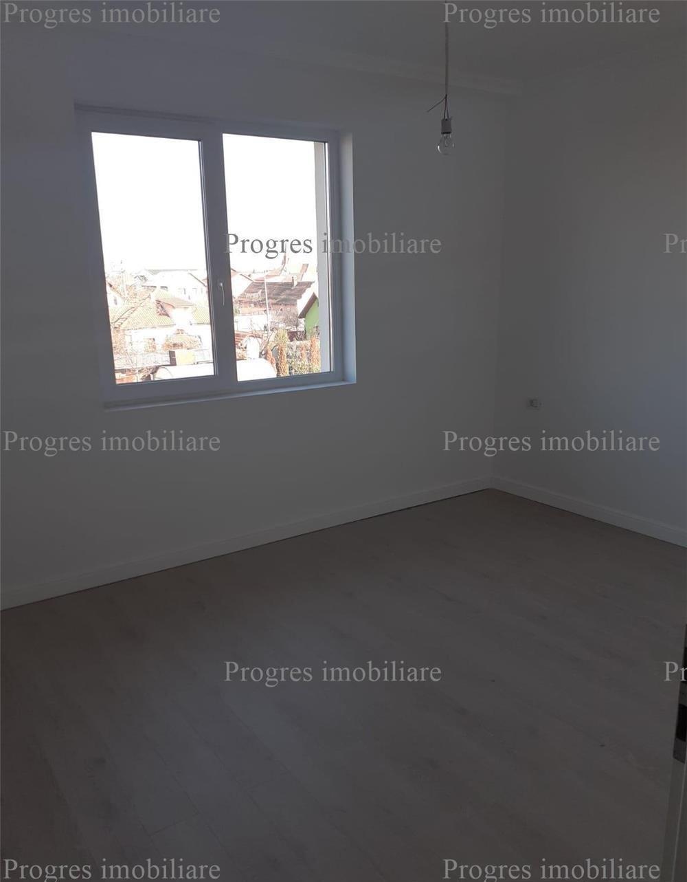 Apartament 2 camere decomandat , loc de parcare , 70.000 euro